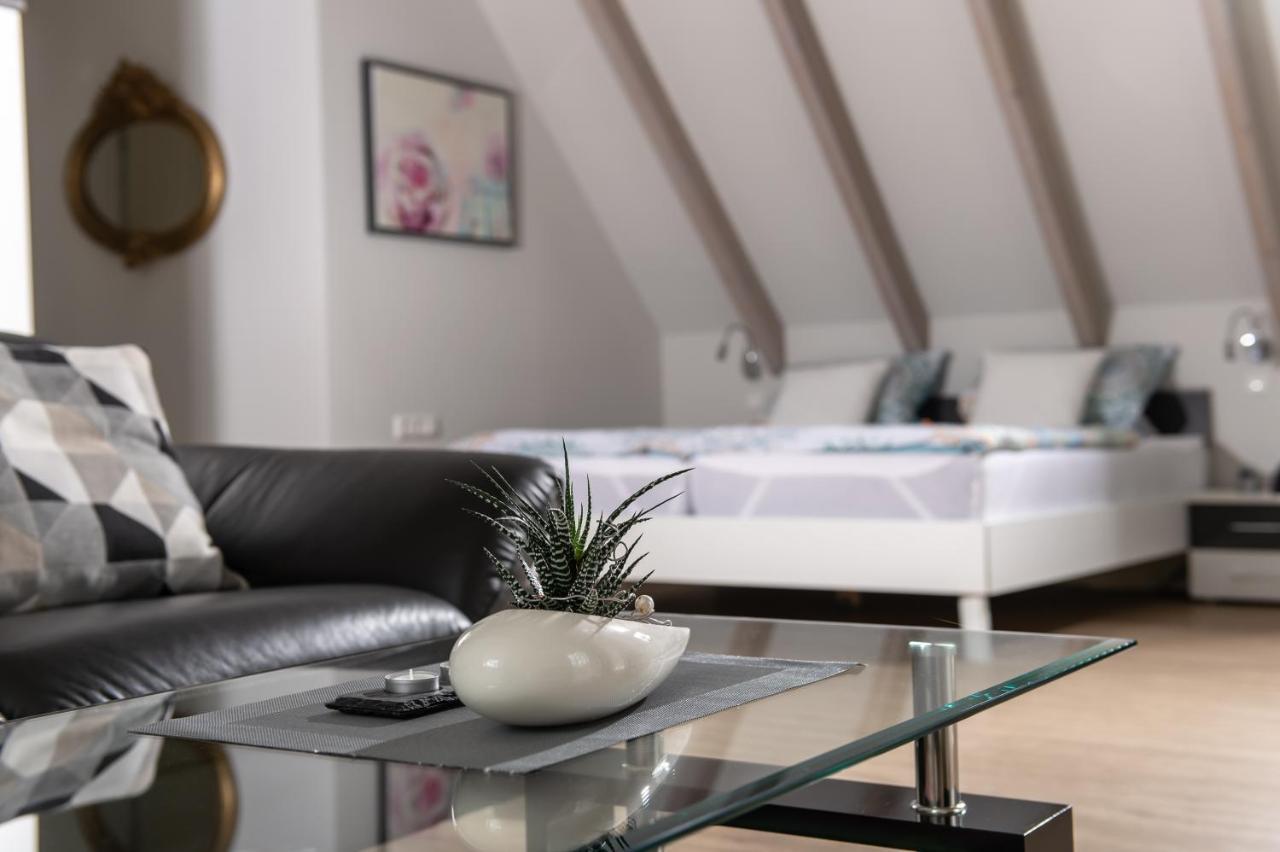 Ferienwohnung Tonart Sommerach Buitenkant foto