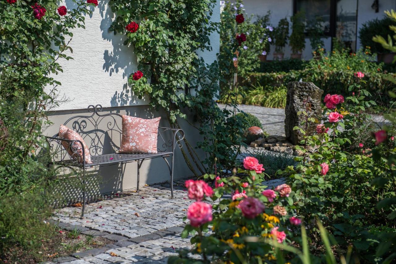 Ferienwohnung Tonart Sommerach Buitenkant foto